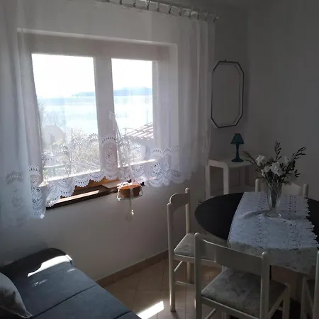 Zlatko Apartment Icici